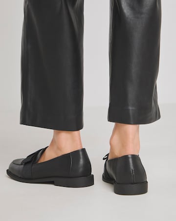 Lorelei Oversize Bow Loafer Shoes - Extra Wide Fit (EEE)