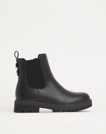 Casual Ankle Chelsea Boot Wide