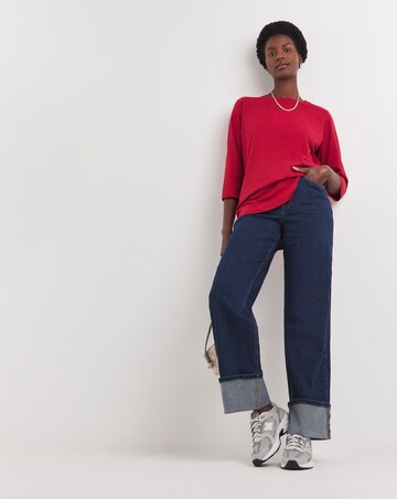 Red 3/4 Sleeve Curved Hem Longline Top