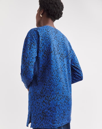 Blue Animal Long Sleeve V-Neck Slouch Longline Top