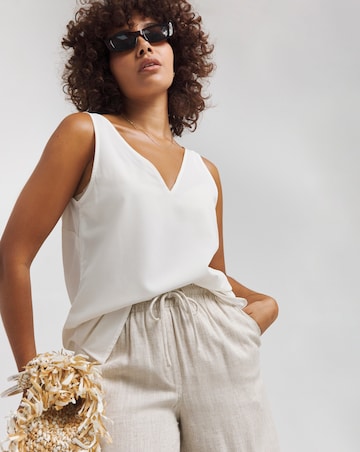 Simply Be White V Neck Vest