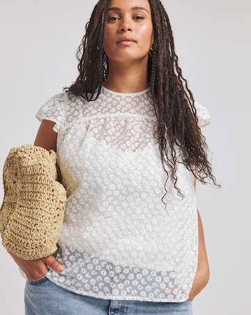 Ivory Frill Sleeve Daisy Sleeveless Lace Top