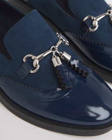 Drama Brogue Tassel Loafer - Extra Wide Fit (EEE)