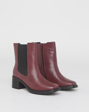 Lady Block Heel Chelsea Boots - Wide Fit (E)