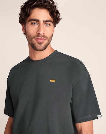 Tog24 Saloon Mens T-shirt