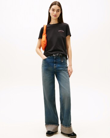 Tommy Jeans Dollar Stack Crew T-Shirt