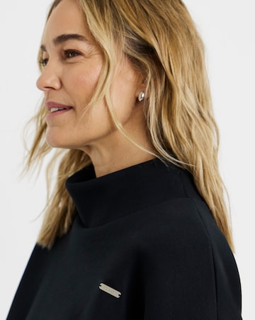 SCULPT ACTIVEWEAR HIGH NECK JUMPER