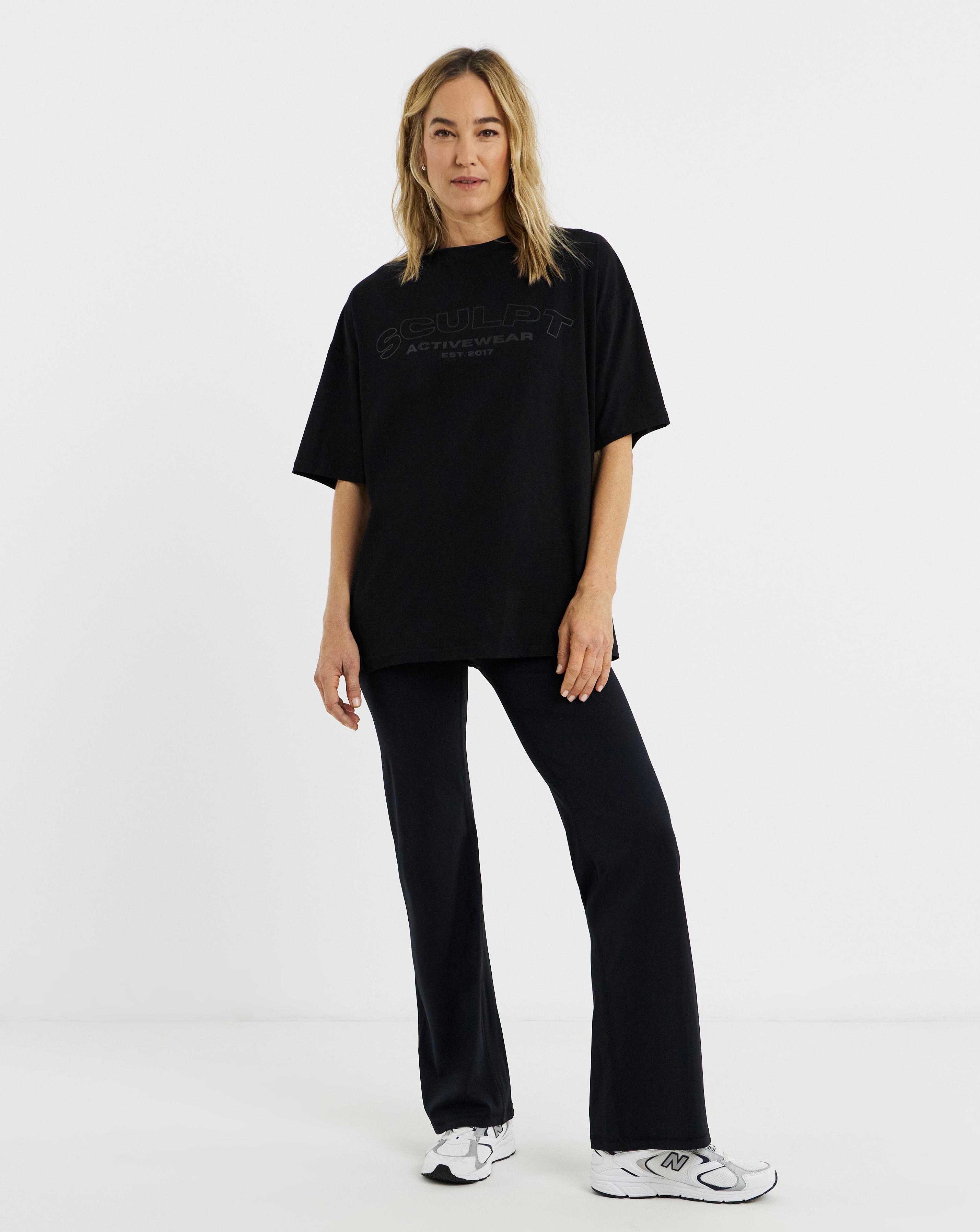 New In - SCULPT ACTIVEWEAR FLARED LEGGINGS