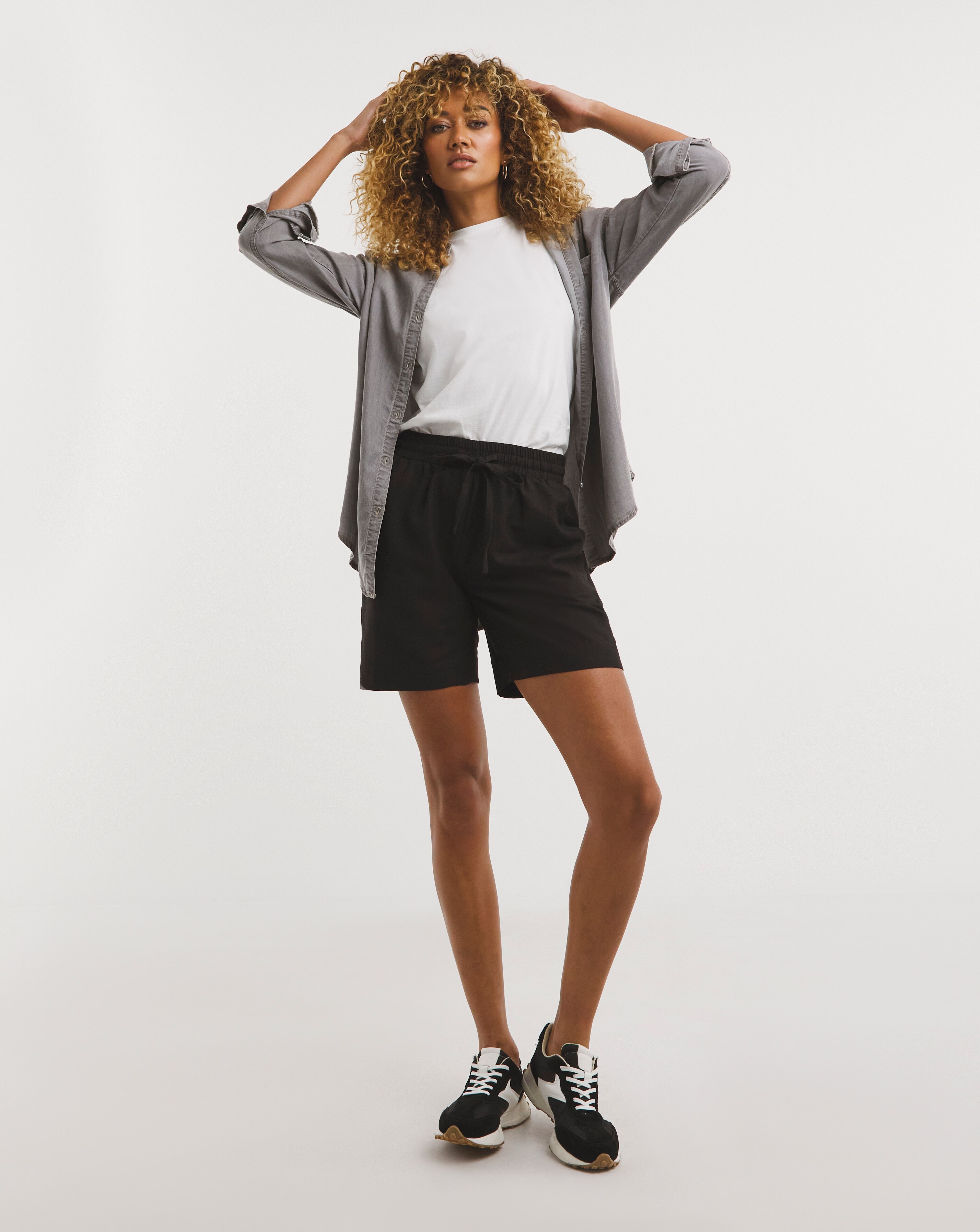 black linen knee length shorts