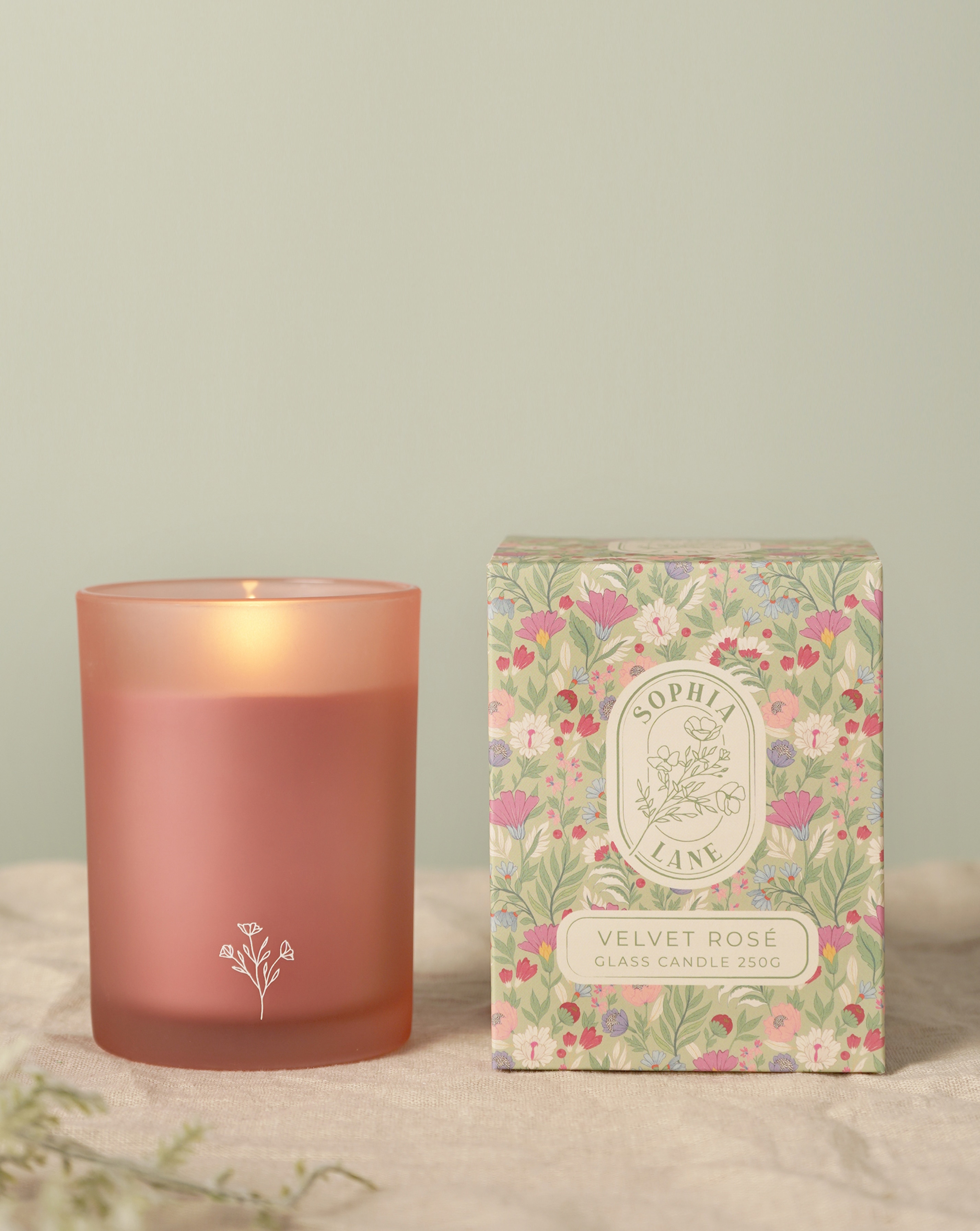 New In - Sophia Lane Velvet Rose Candle