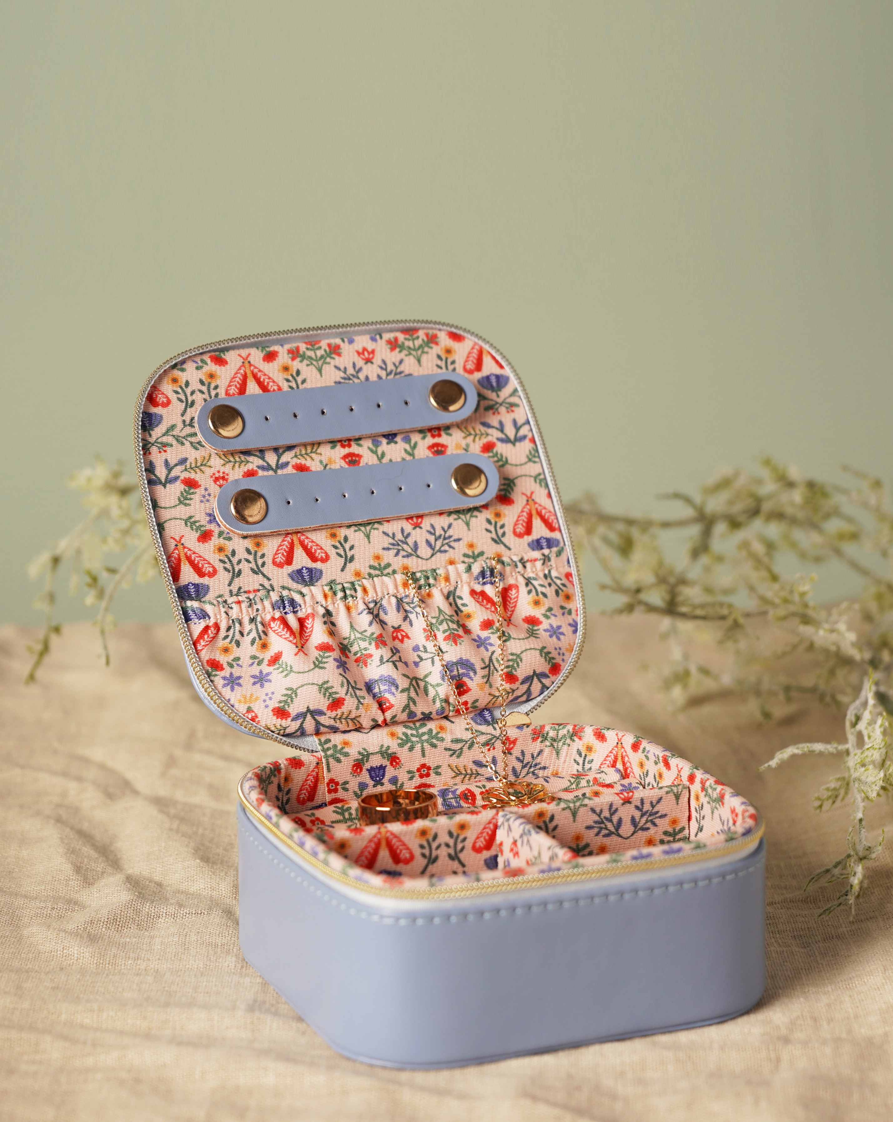 New In - Sophia Lane Floral Jewellery Box