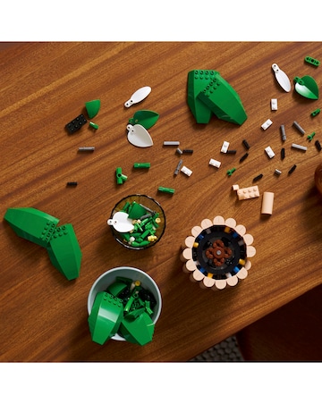 LEGO Botanicals Peace Lily
