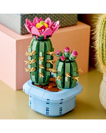 LEGO Botanicals Blooming Cactus